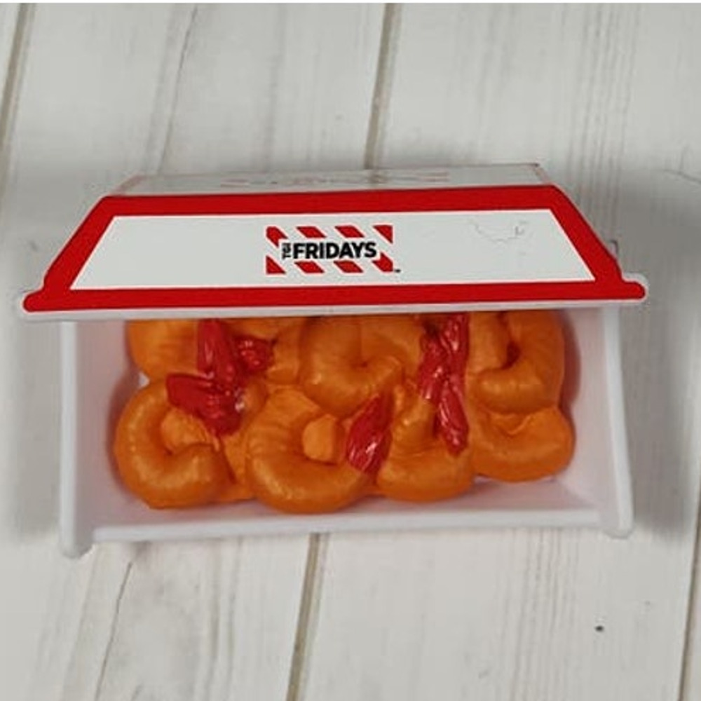 Zuru Mini Brands Foodies TGI Fridays Shrimp To Go Box Barbie Doll Fast Foods